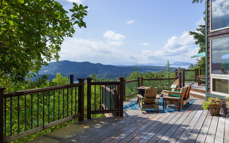 b972e3ae 2734 414d 99c3 bf717d5fa95e homerunner