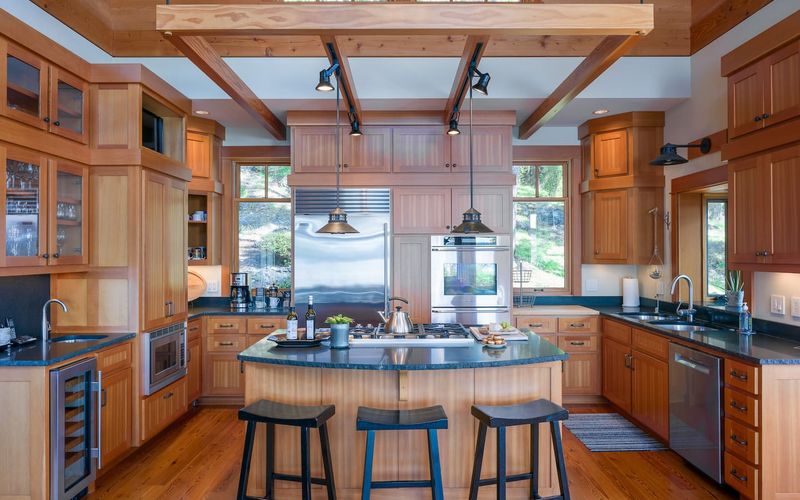 b999e6cc 47a7 4acb a5e7 57975fe25e2a homerunner