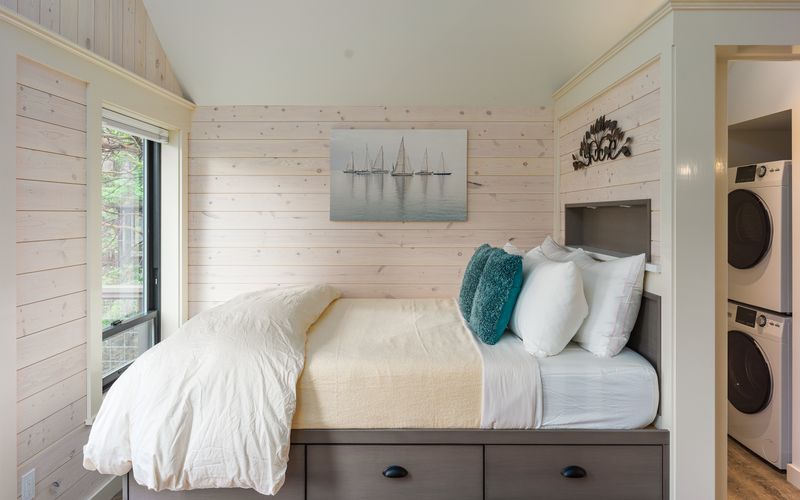 bba73f0d 2f00 4e96 b357 1ce2a899d91b homerunner