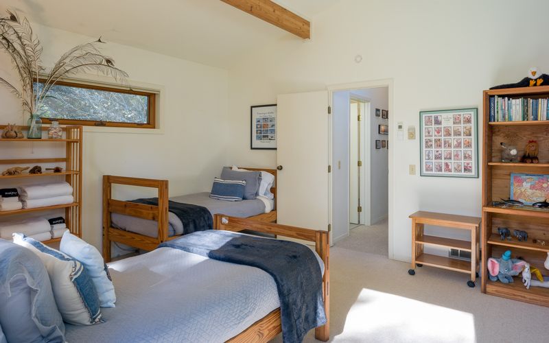 c160c3b9 1b1e 4dab b64b c8f15a948c2f homerunner