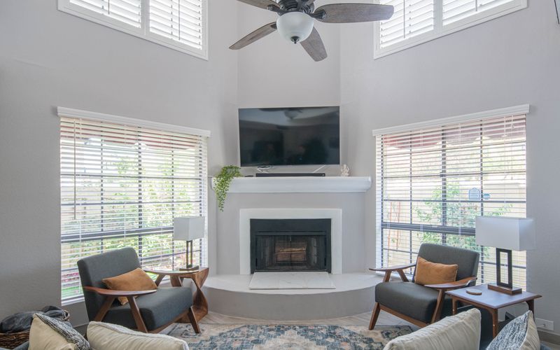 c328dec1 f4a7 4383 8d21 4e3e690d491b homerunner