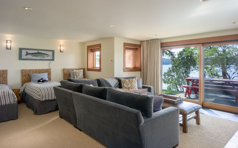 d20b4f27 7e4f 406c b6fa 7f295a4603d9 homerunner