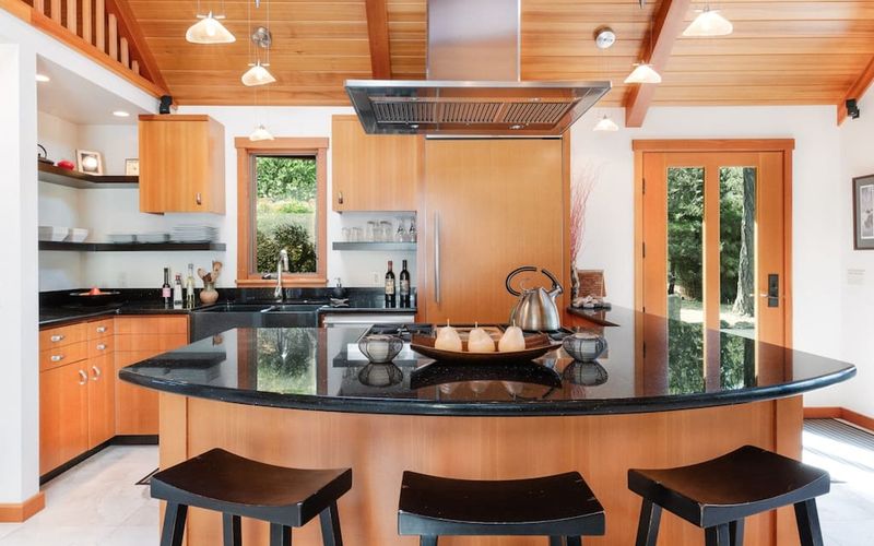 d74d05ae 4821 4d4a a3e1 7c9a59b9adc8 homerunner