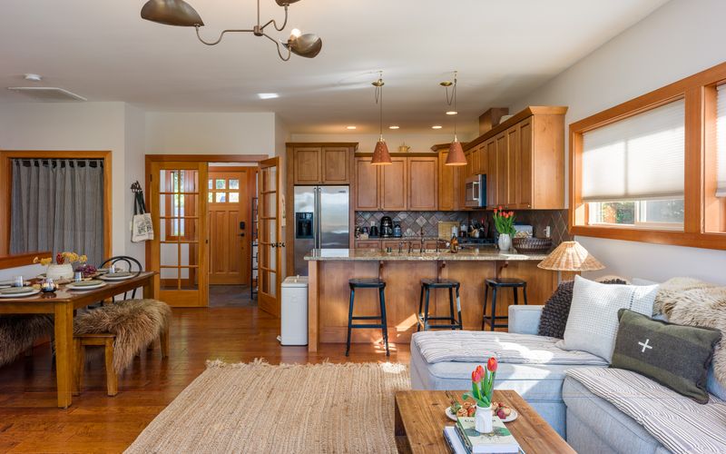 dd1c2be2 86c7 4cfe 992d 7da2d1bff269 homerunner