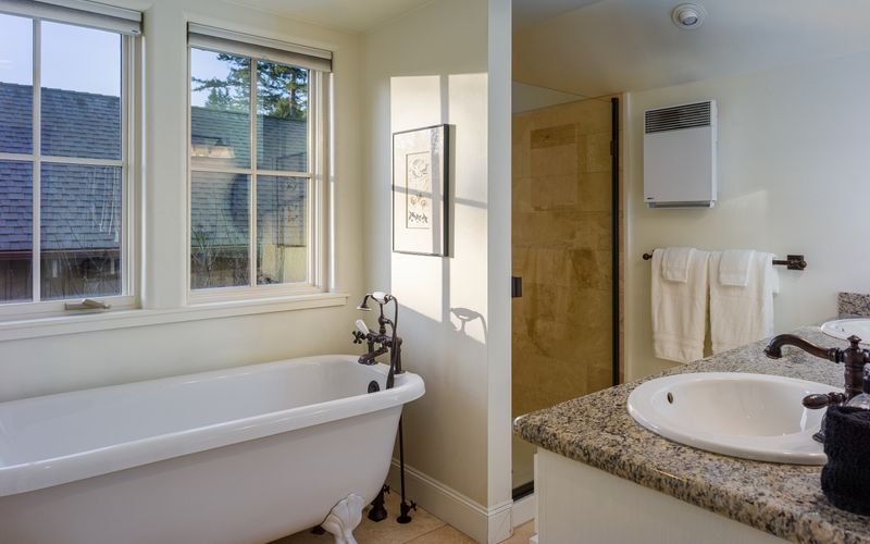 e1d52f95 c9ee 4304 84f3 ba1b6e005cfb homerunner