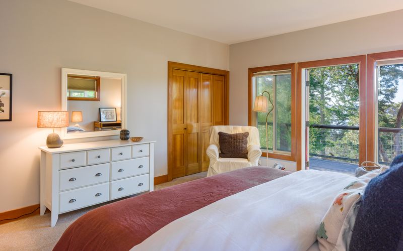 e7f89bb9 1129 43f7 9b1d 316b935c18ab homerunner