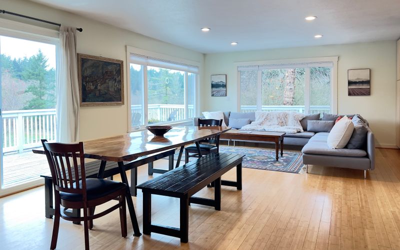 e84721a6 cd3e 4067 88c8 9cdf07e3d59c homerunner