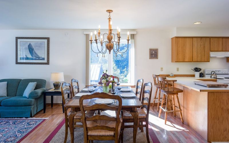 e8fff5b3 9772 424d bfc6 bdc14122b817 homerunner