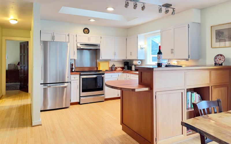 e98ccda9 5ee5 42e8 8712 d723da74c8e1 homerunner