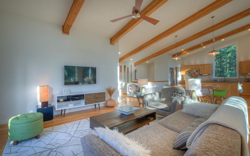 ec7d8c4b ece3 4dd3 900b 42839fe9a81b homerunner