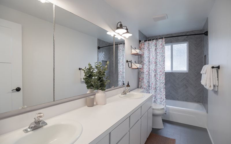 eeaecafc f4ee 46f3 88f7 5188844000f8 homerunner