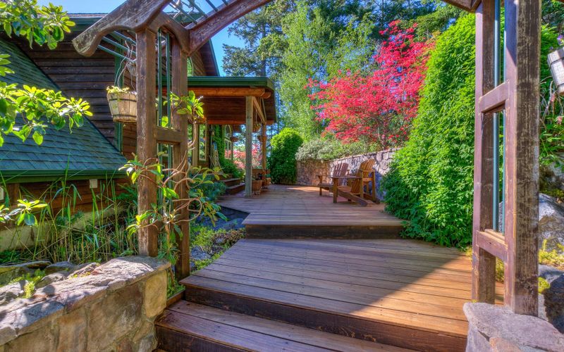 f0a3b364 f553 4e71 976a 3f996363269d homerunner