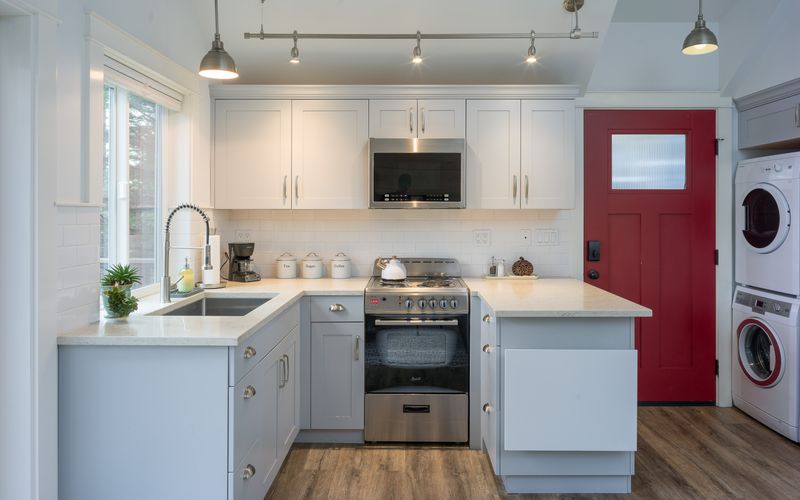 f3b84bf7 38e7 4d8a 9a5e 878c1dca779e homerunner