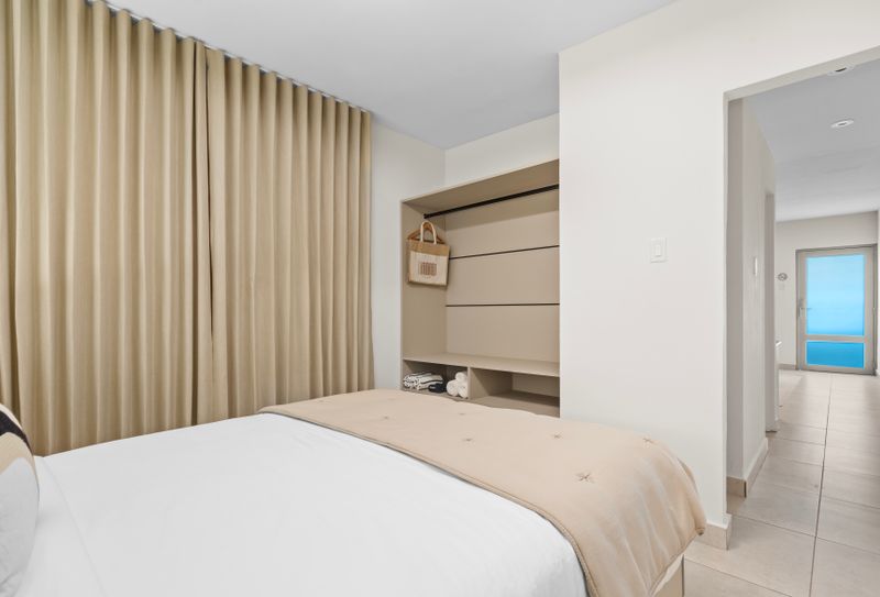 Wake up to stunning views and relax in this spacious and airy room. Perfect for a romantic getaway or a solo retreat.