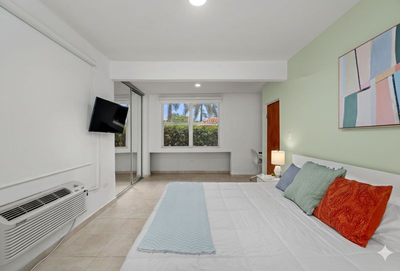 Cacique | Family Vacation Rental 3 Wake up to sunny skies and a tropical vibe.