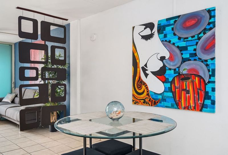 5e251ed0 50d5 49 zGEH homerunner