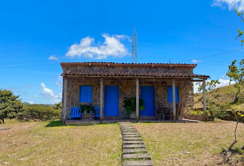 Good Energy Volcanic Villa | Near Beaches & Rio 5 9c32ab1e e99a 45 STgHl homerunner