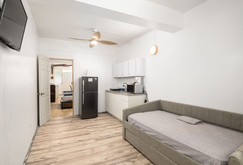 Eco-Friendly Cozy Studio | Solar-Powered Retreat 4