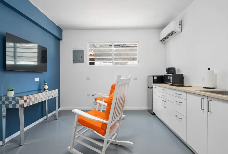 3BR for 6 in Condado | 2 Baths | 6-Min to Beach 4 Second living area with smart TV & kitchenette