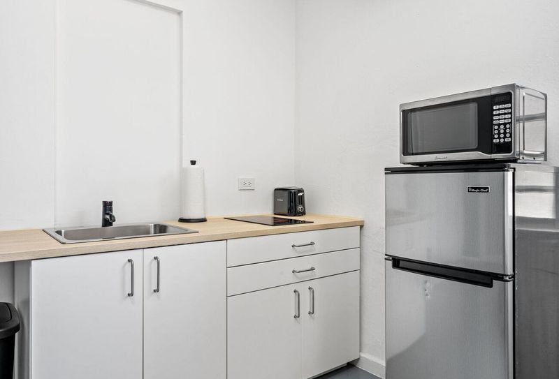 fmeinwrupwblh2pzwdvj