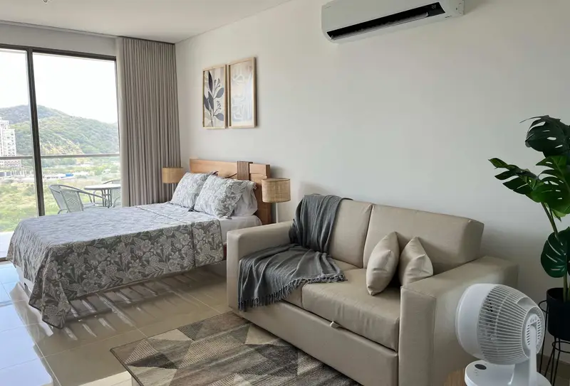 Sleeping and lounge area with sofa bed for 2 more guests