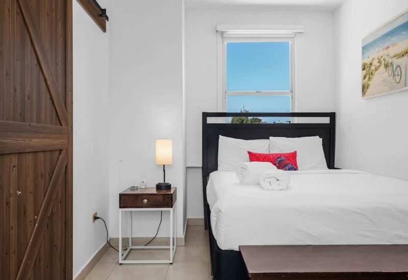 7b869d2b 889b 43 QVyFv