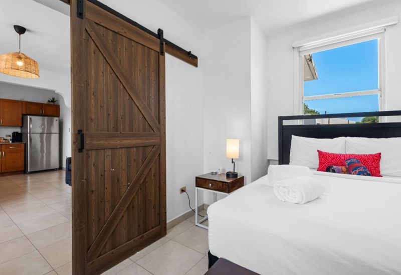 98156563 8104 4730 bc3e c963df637dbe