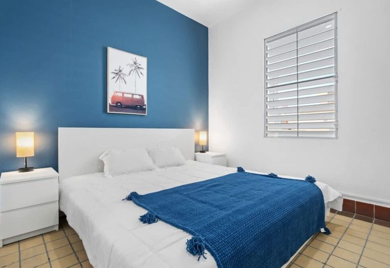 c22cc00a 80ff 42 FkYw5