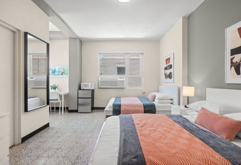 fb1c3296 f653 4d ruy1P