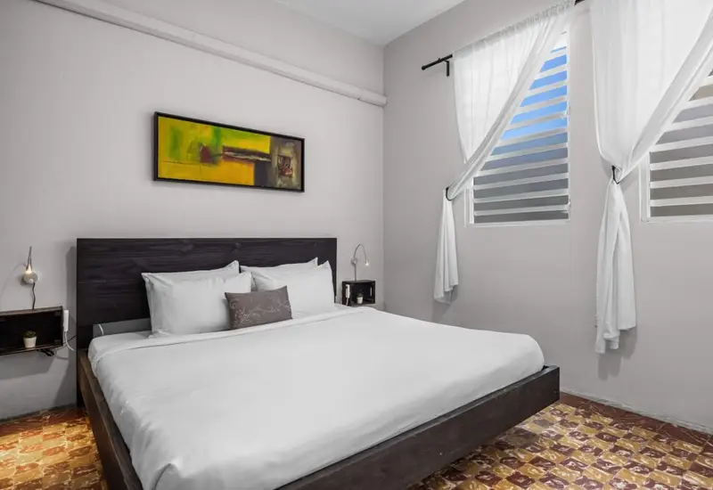 Santurce | Private Suite | 2 Bedrooms 1