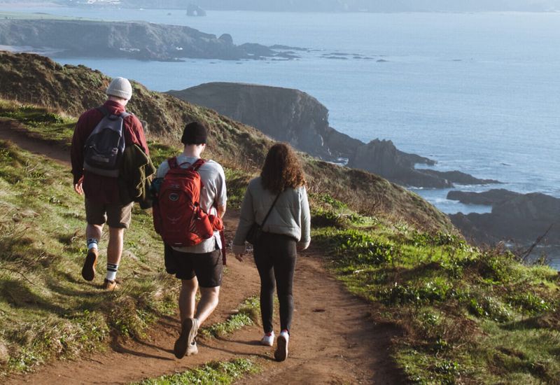 Finding cheap holidays in devon cover image