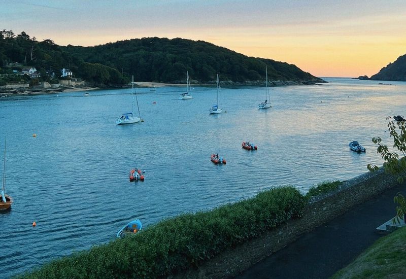 The best things to do in salcombe cover image
