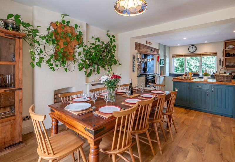 Find your perfect large holiday home in devon cover image