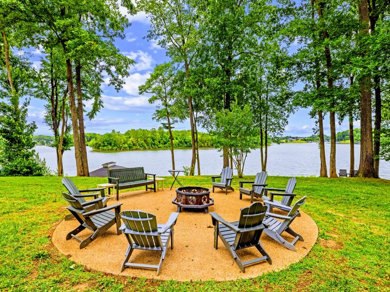Gather around the lakeside fire pit for s'mores and stories under the stars.