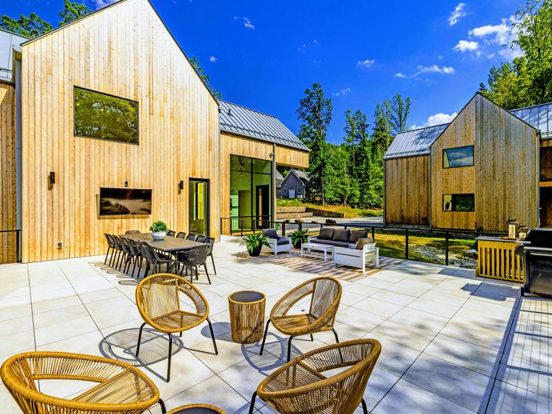Sunset Patio - Clean architectural lines and easy seating between the pool and the kitchen.