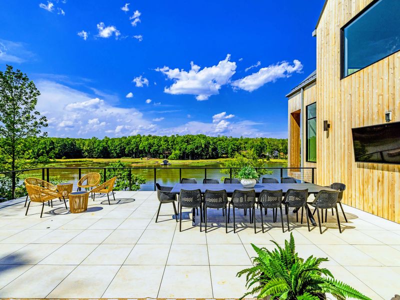 Sunset Patio - Room for the whole group to spread out and settle in outdoors.