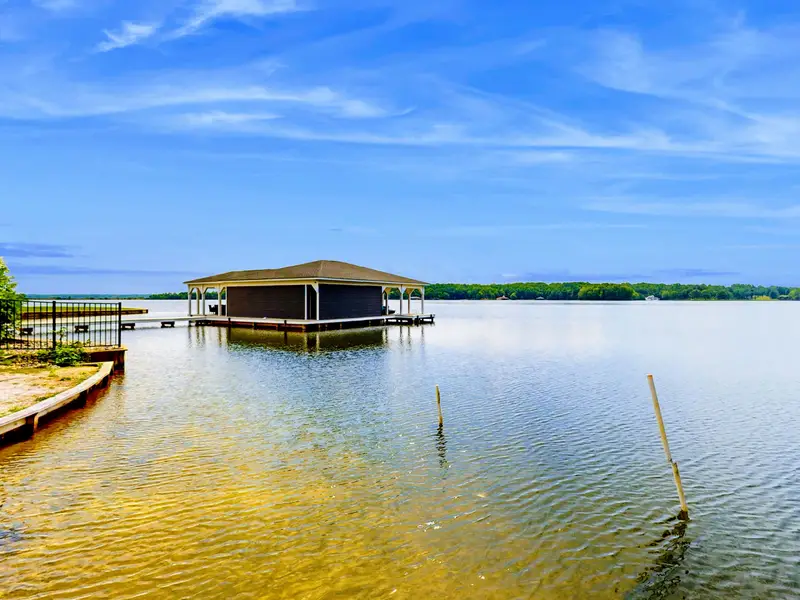 Backyard & Beach - The shared cove stays calm and shallow, ideal for swimming, paddling, and little ones.