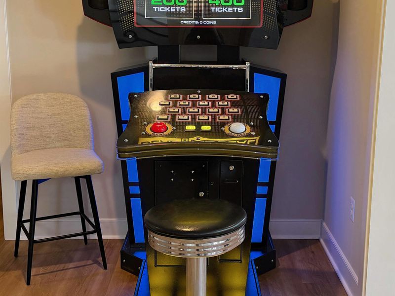 Deal or No Deal – A full-size arcade cabinet that turns every round into a family event.