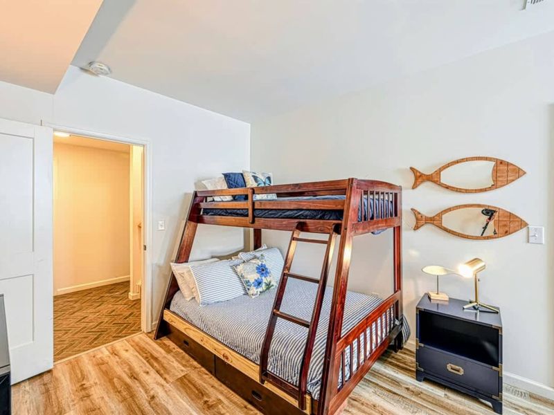 Jack Bedroom - Bunk-room nautical, family-friendly, and an ensuite Jack and Jill bath.