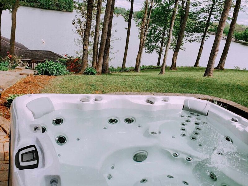 The lake views from the New 7 person hot tub is unmatched. Such a great way to end your perfect day!