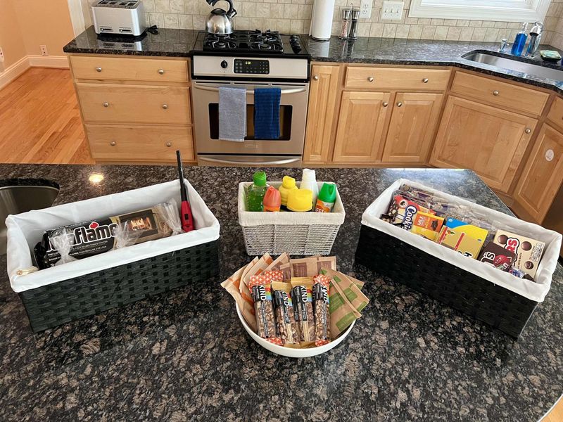 We love to make you feel special right when you arrive! We will be greeted with tons of thoughtful touches and extra treats to make your stay a memorable one :)