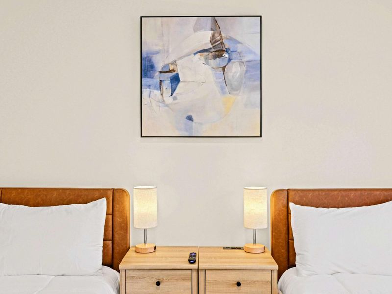 Double Room Fun – A perfect space for kids or friends.