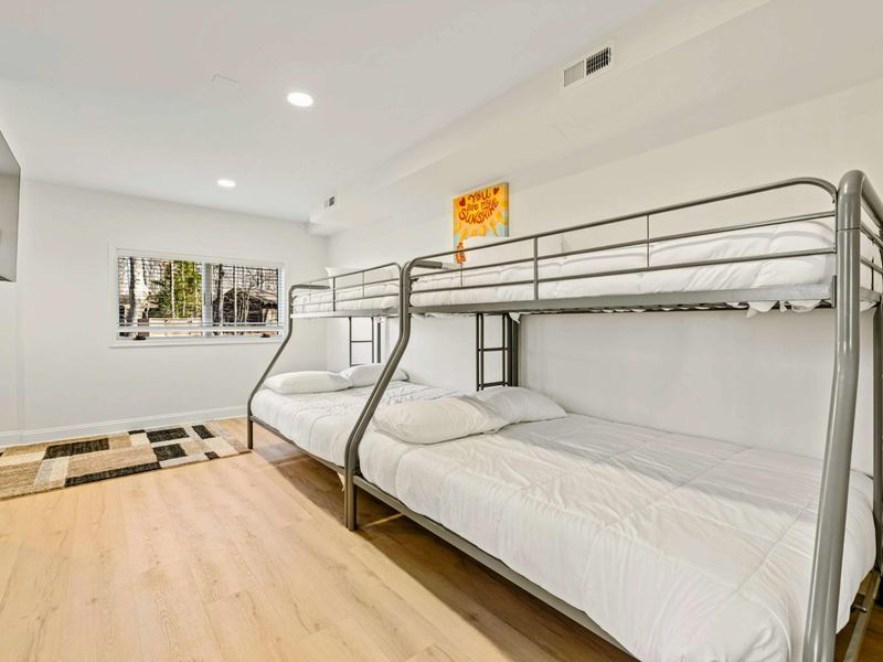 Bunk Bed Bliss – A fun and functional sleeping space.