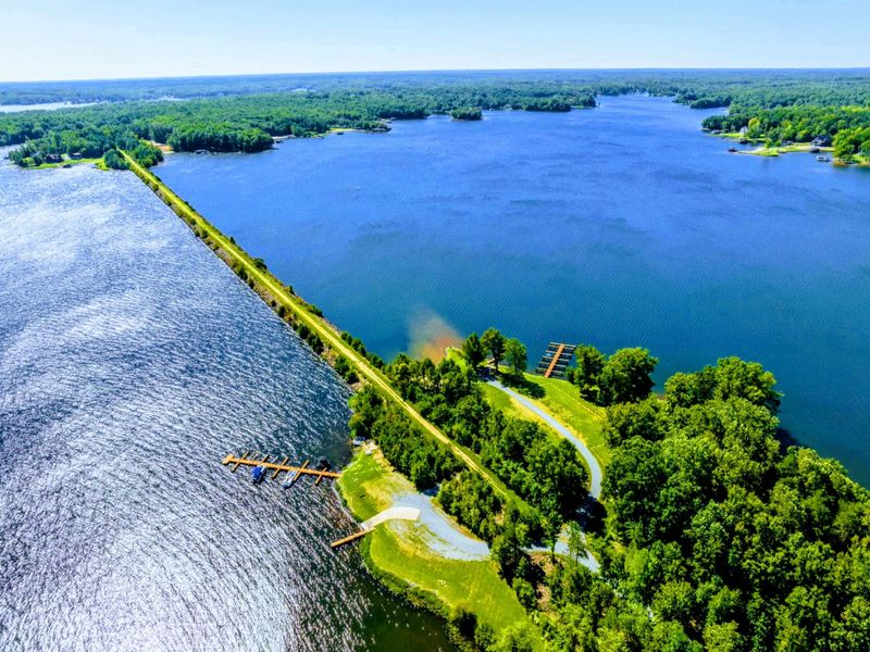 During your stay you can use the Both Waters community amenities including a beach, boat ramps, pavilion, and picnic tables.