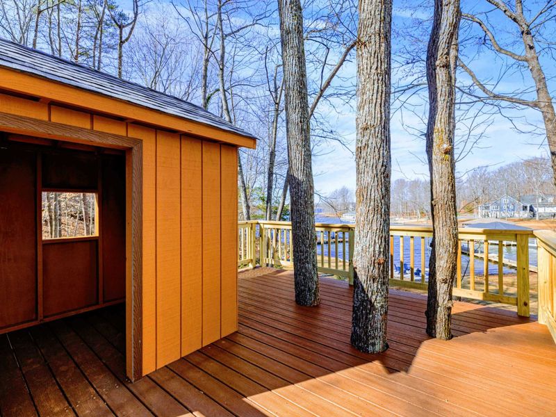 Elevated Fun – Climb into your treetop hideout with a scenic waterfront perspective.