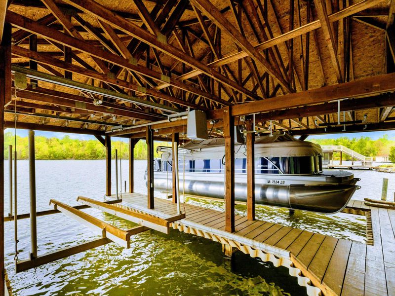 Built-In Adventure – The boat’s waiting—and so is the lake.