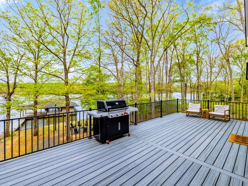 Grilling with a View – Fire up something delicious while the lake breeze drifts through the trees—outdoor cooking never looked so good.