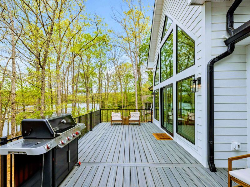 Space to Savor – With room to gather and views to match, this deck was made for long, unhurried afternoons.