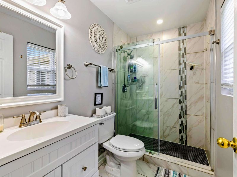 Refined and Refreshing – A clean, modern bathroom that balances beauty and function.