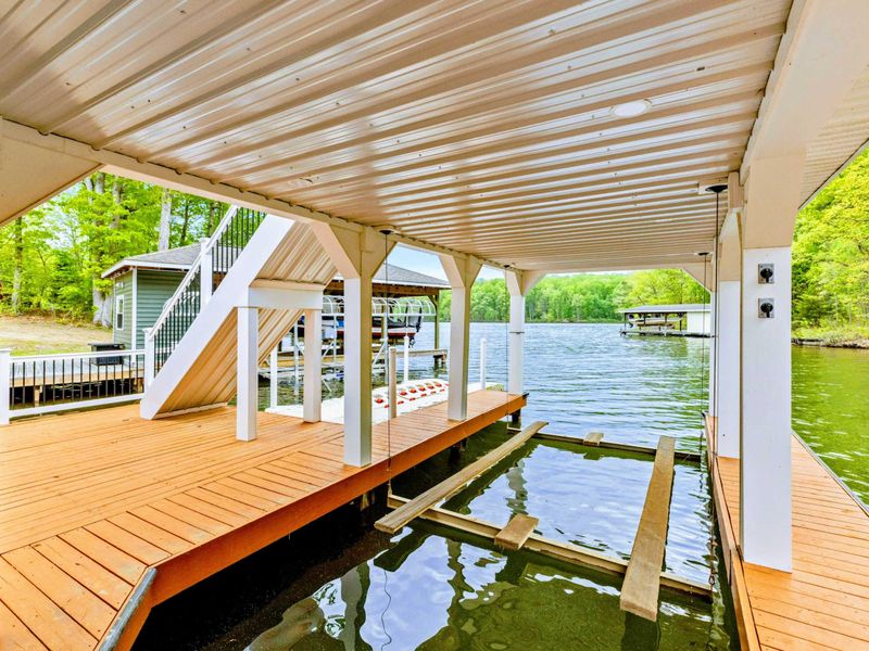Ready When You Are – Keep your boat sheltered, your plans spontaneous, and your lake days easy.